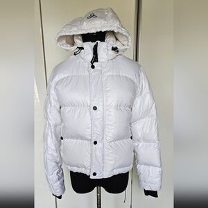 Aritzia TNA The Super Puff Jacket In Shiny White